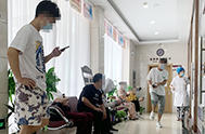 溫州中研白癜風醫(yī)院輸液廳